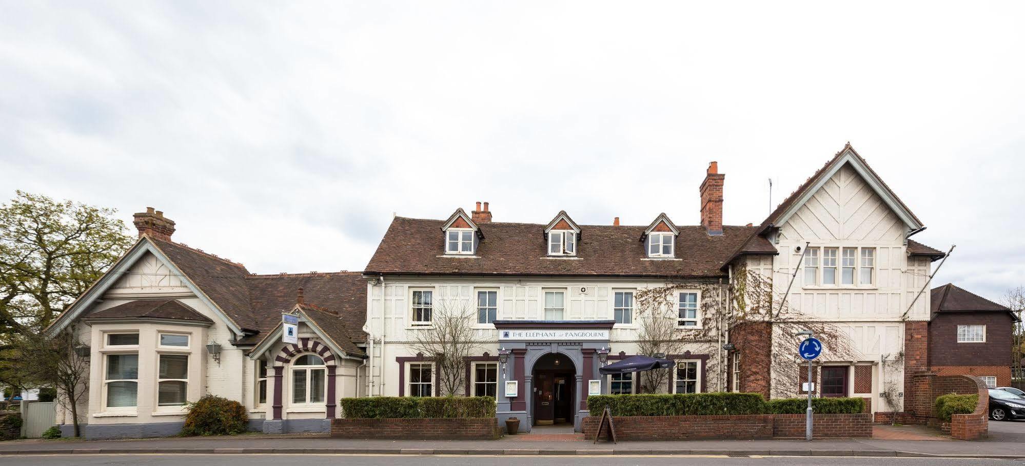 Elephant Hotel Pangbourne Ngoại thất bức ảnh
